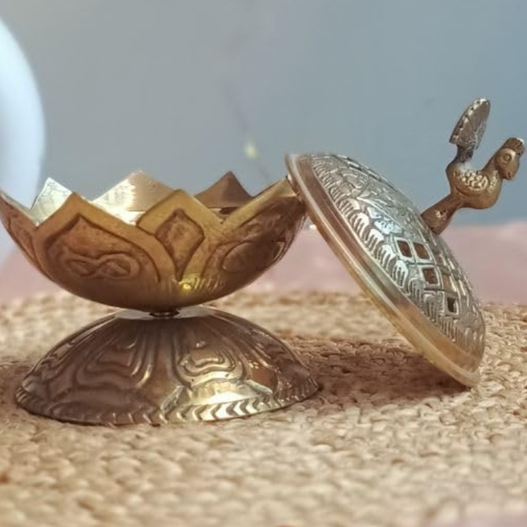 Lotus Dhoop Dani